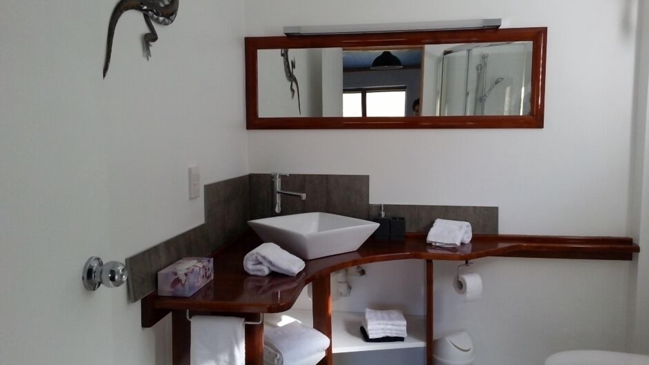 Photo of Bathroom in Whakamarama