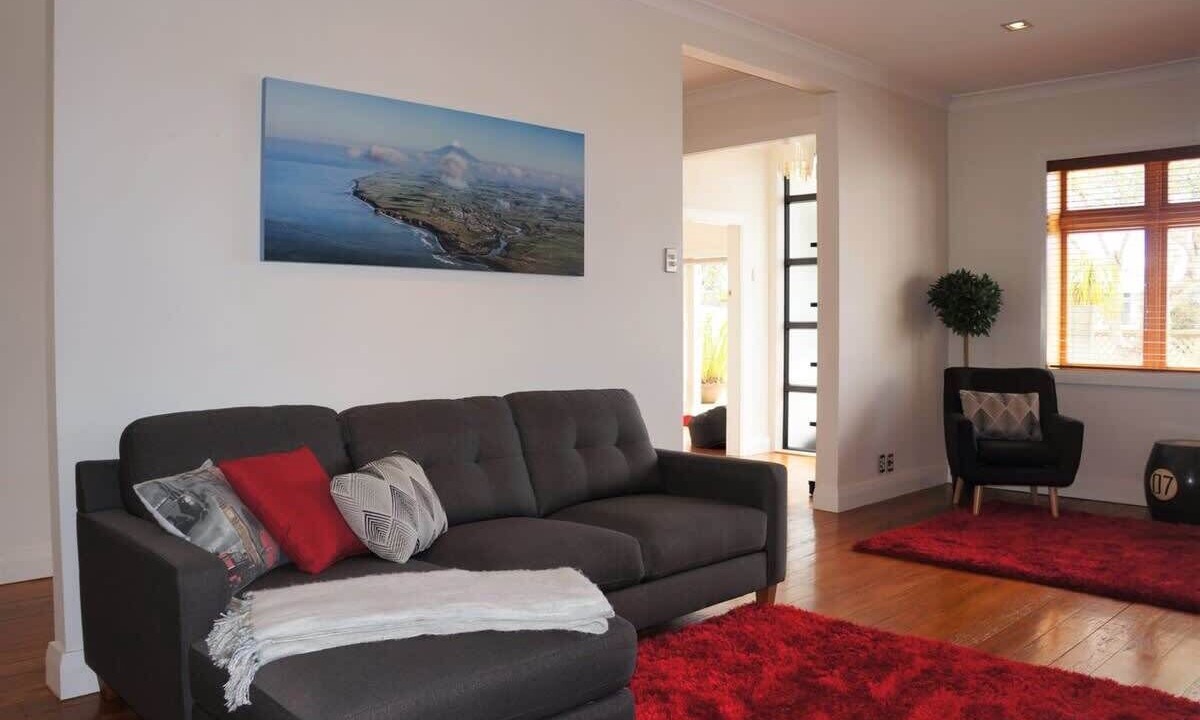 Photo of Livingroom in New Plymouth