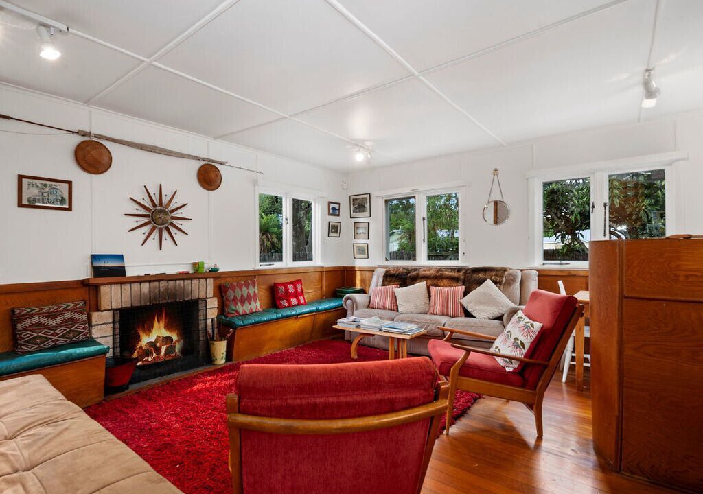 Photo of Livingroom in Taupo District