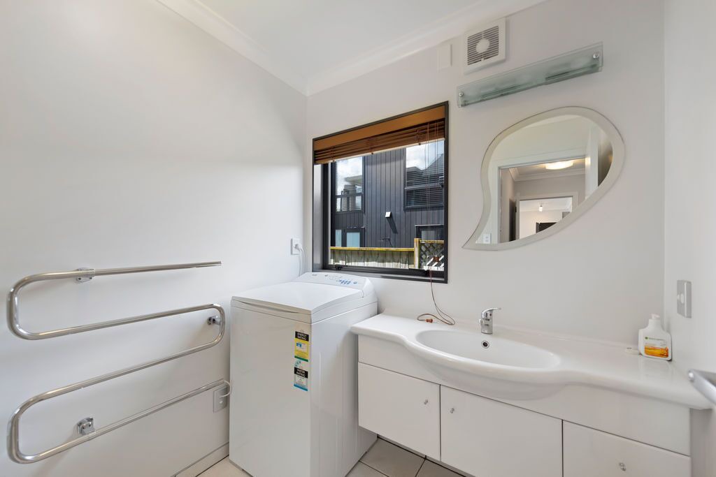 Photo of Bathroom in Papamoa Beach