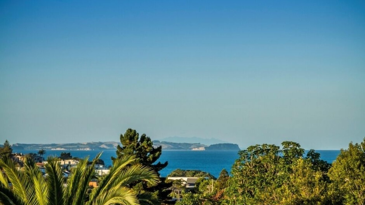 Photo of Bedroom in Mairangi Bay