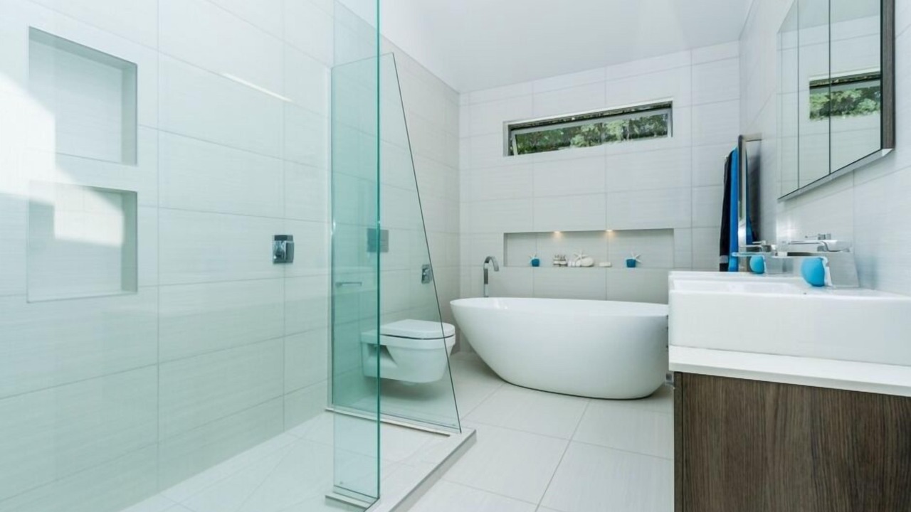 Photo of Bathroom in Mairangi Bay