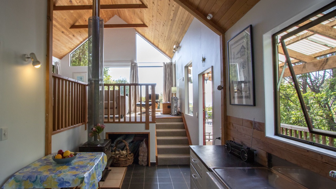 Photo of Bathroom in Ngaio Bay