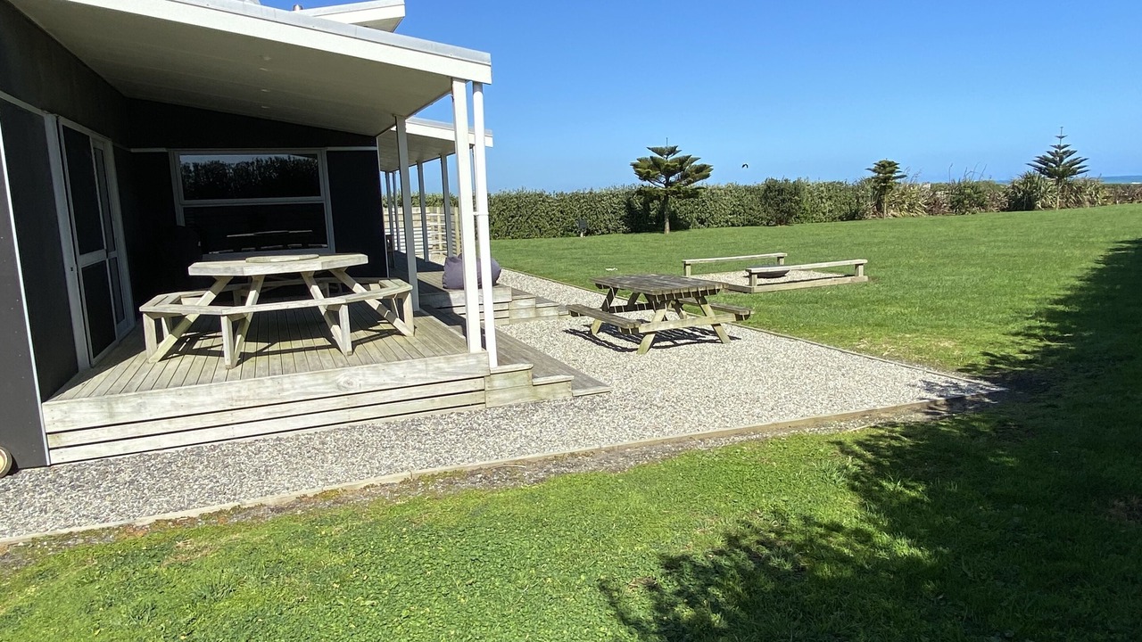 Photo of Others in Warea