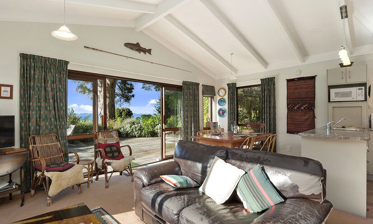 Photo of Livingroom in Pukawa