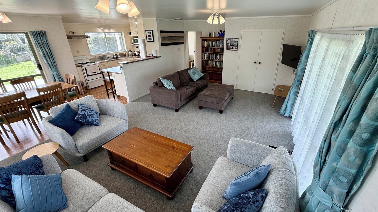 Photo of Livingroom in Waihi Beach