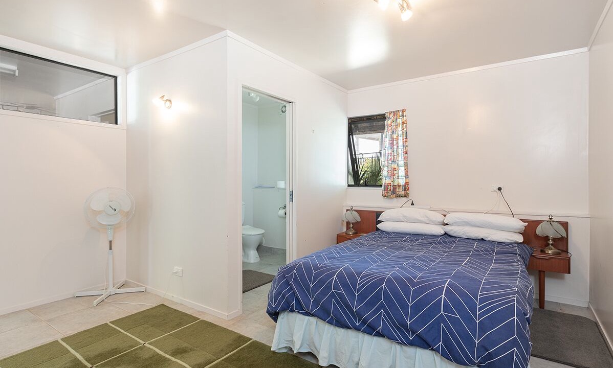 Photo of Bedroom in Snells Beach