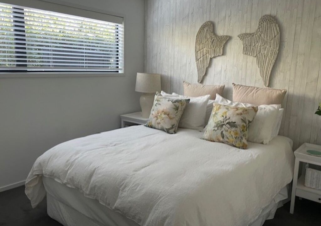 Photo of Bedroom in Surfdale