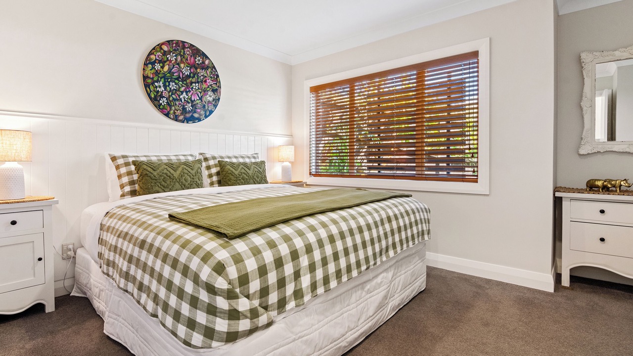 Photo of Bedroom in Whangaparaoa