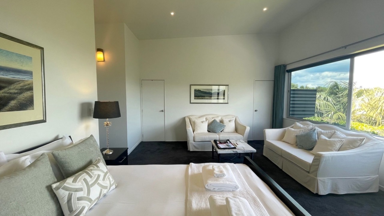 Photo of Bedroom in Matiatia Bay