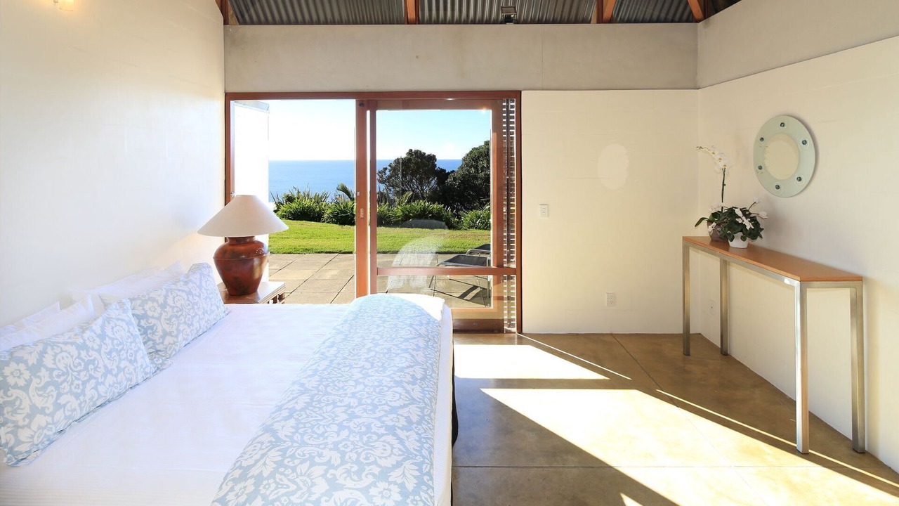 Photo of Bedroom in Onetangi