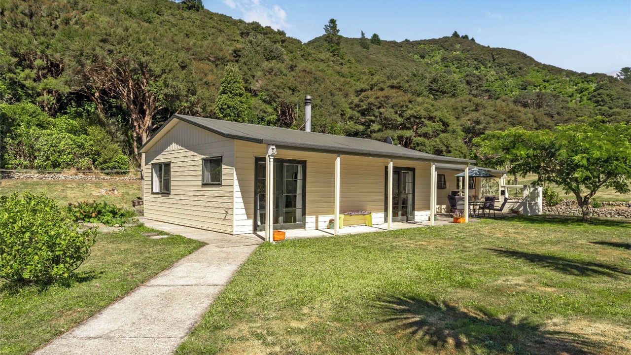 Photo of Outdoor in Featherston