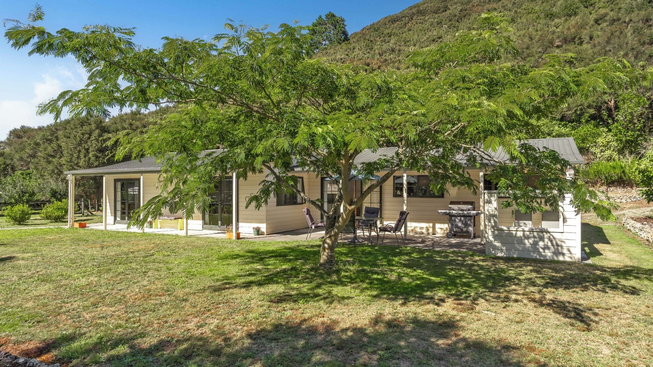 Photo of Outdoor in Featherston