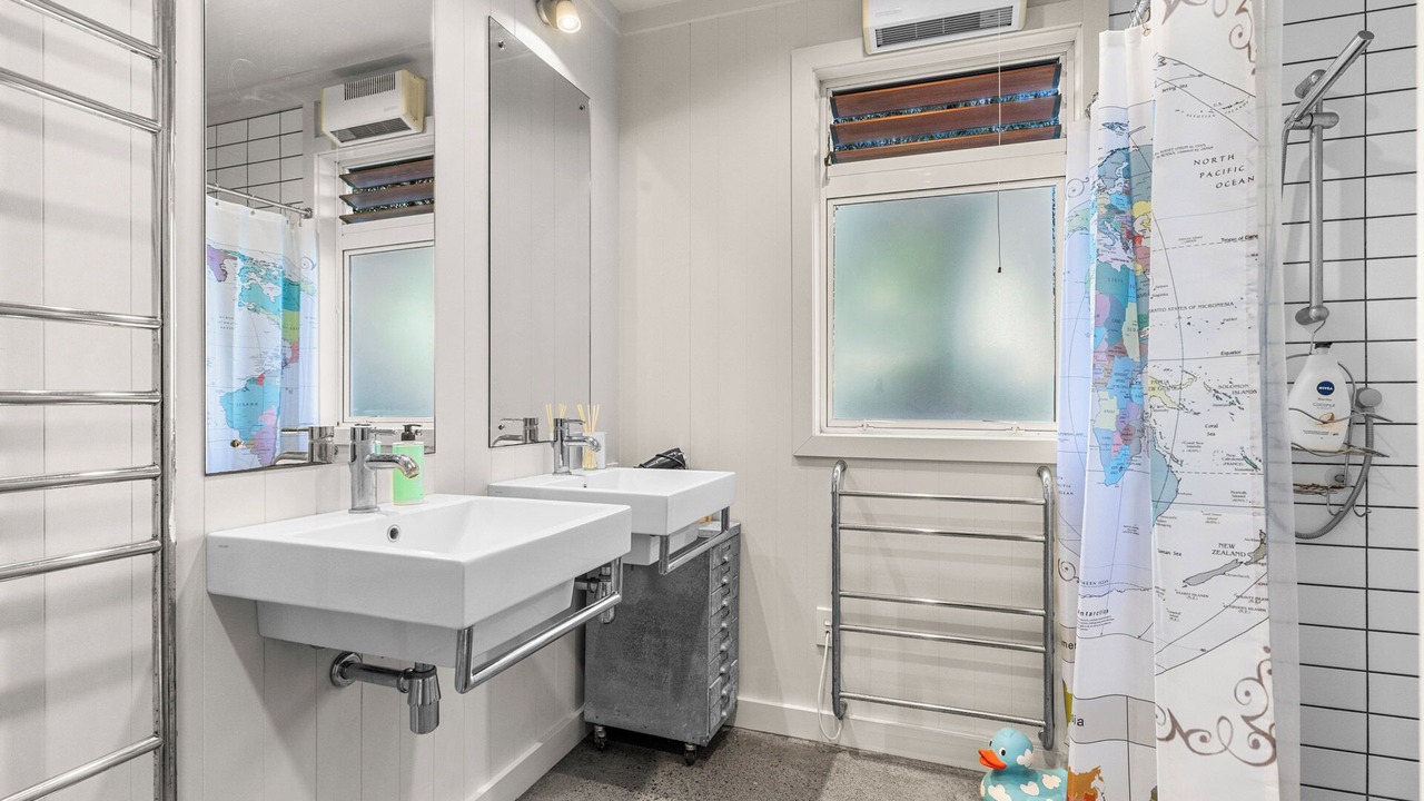 Photo of Bathroom in Algies Bay