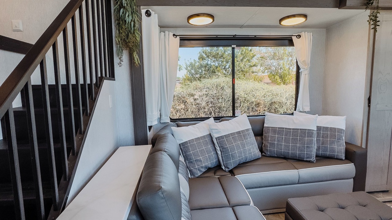 Photo of Livingroom in Sandy Beach