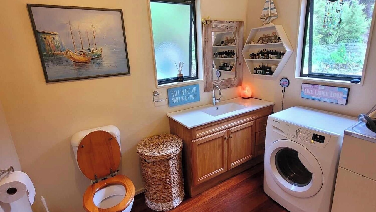 Photo of Bathroom in Kawau Island
