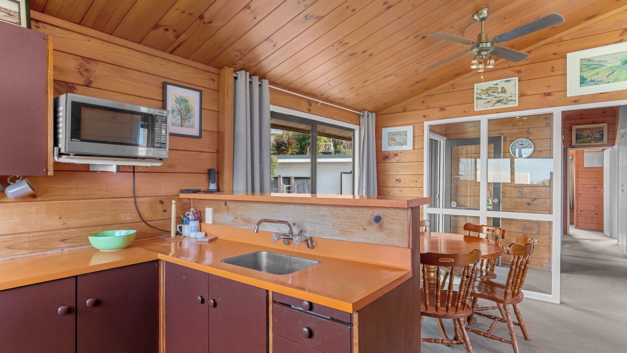 Photo of Kitchen in Snells Beach
