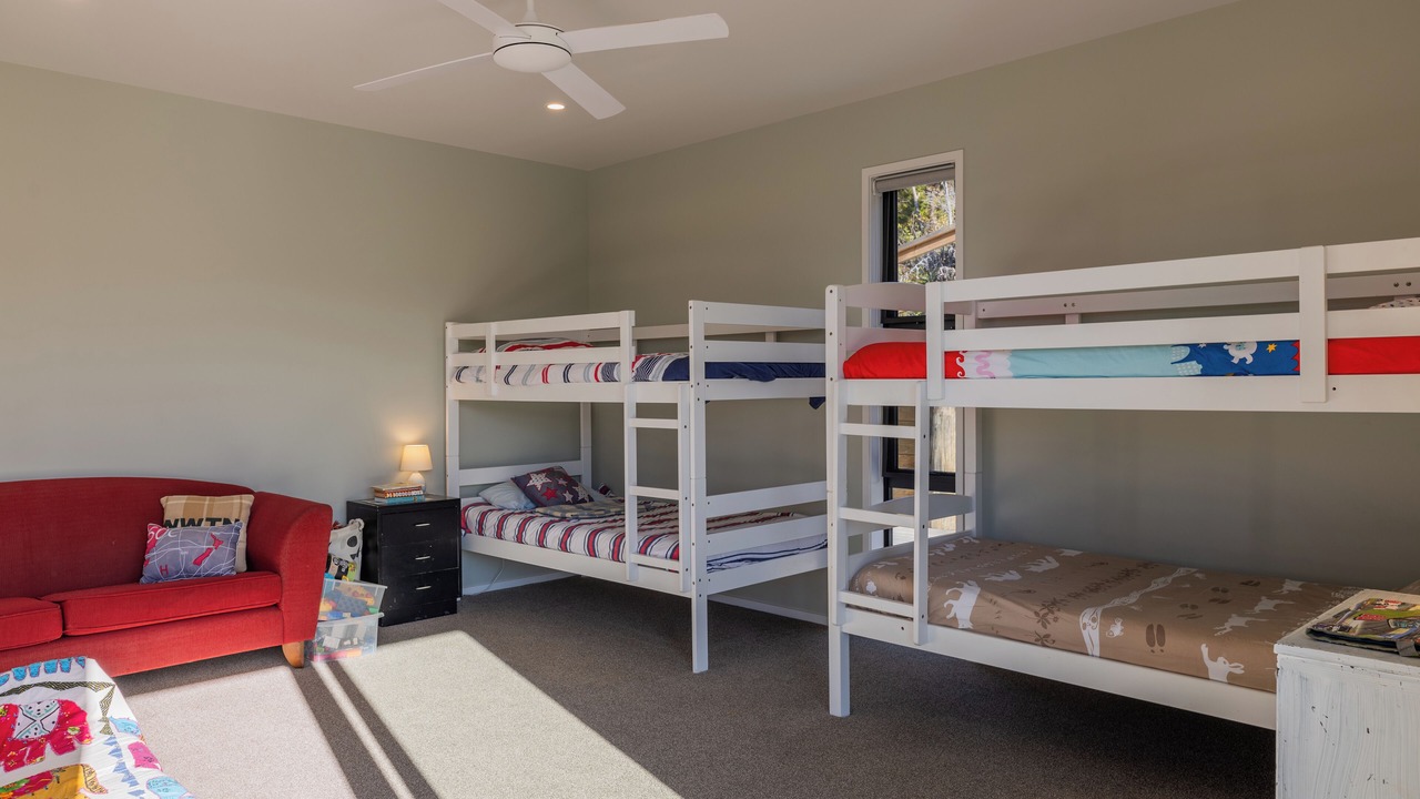 Photo of Bedroom in Langs Beach