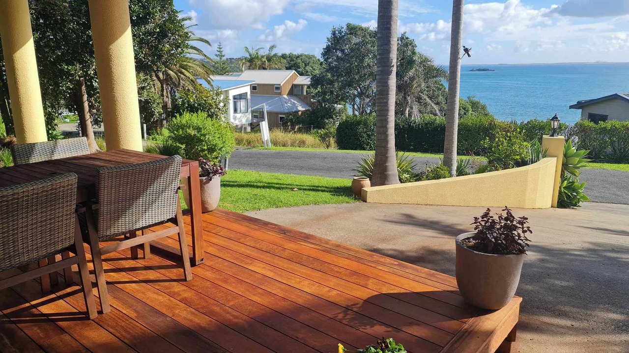 Photo of Outdoor in Coopers Beach