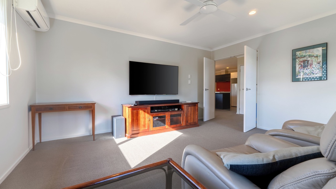 Photo of Livingroom in Silverdale