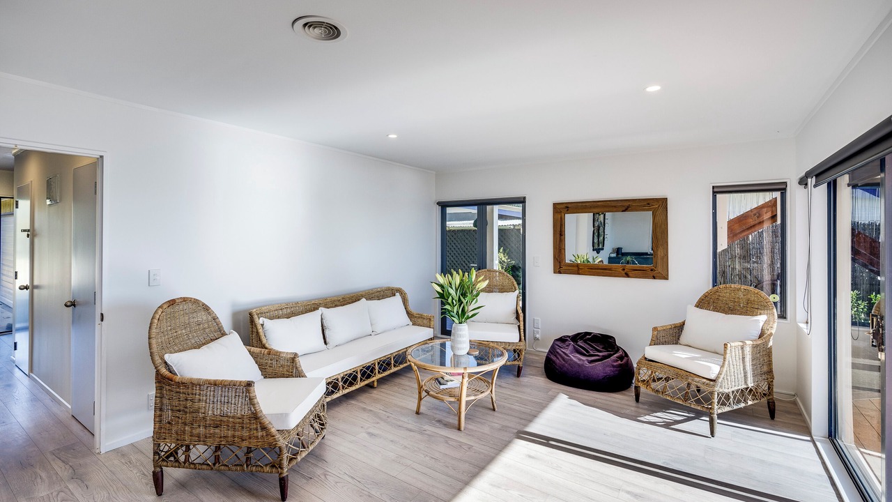 Photo of Livingroom in Te Awanga
