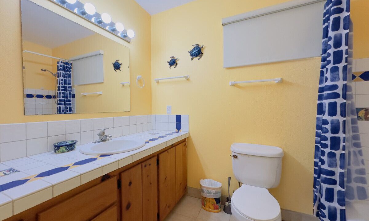 Photo of Bathroom in Los Barriles