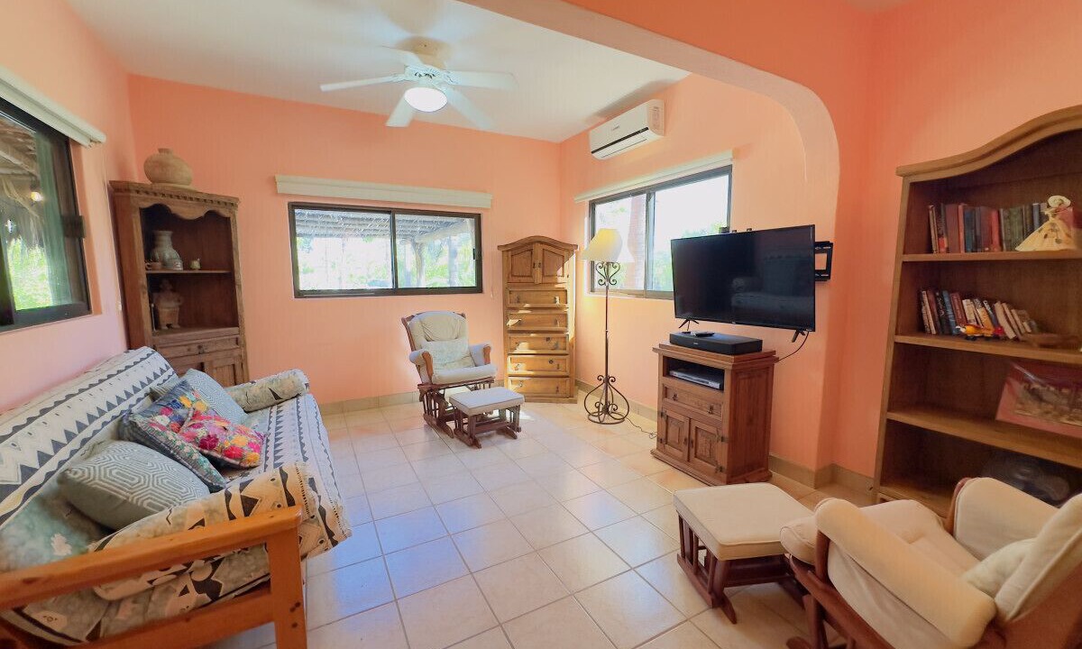 Photo of Livingroom in Los Barriles