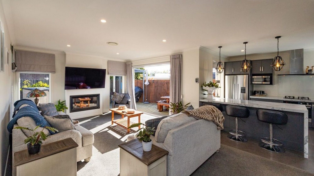 Photo of Livingroom in Palmerston North