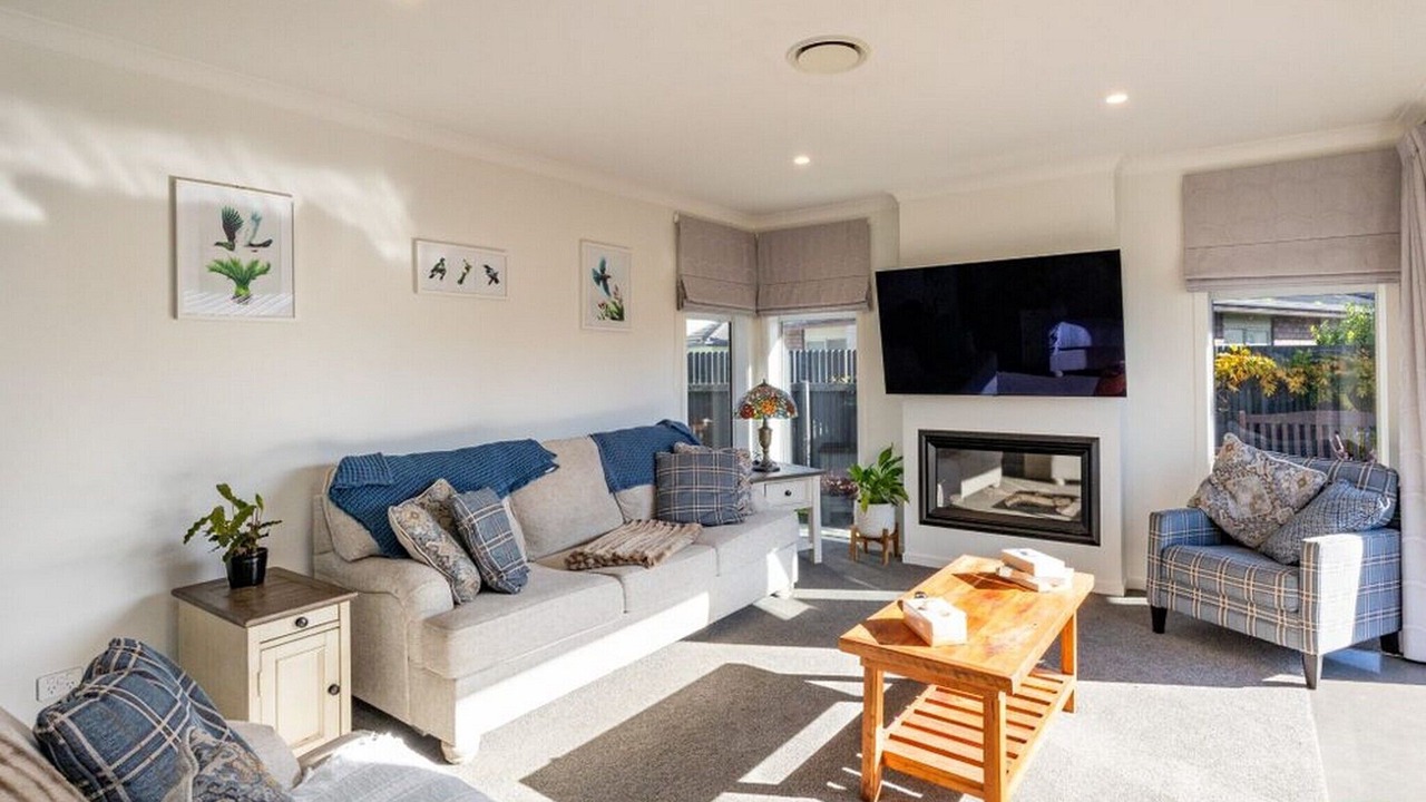 Photo of Livingroom in Palmerston North