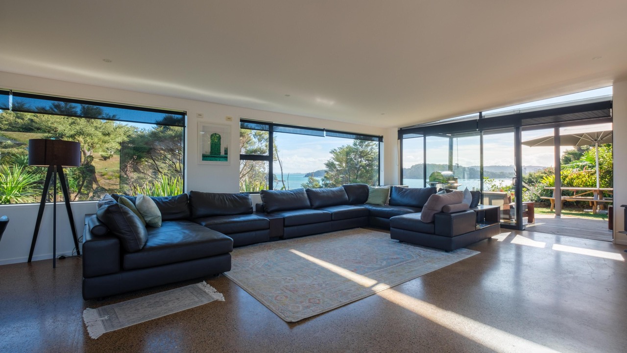 Photo of Livingroom in Omiha