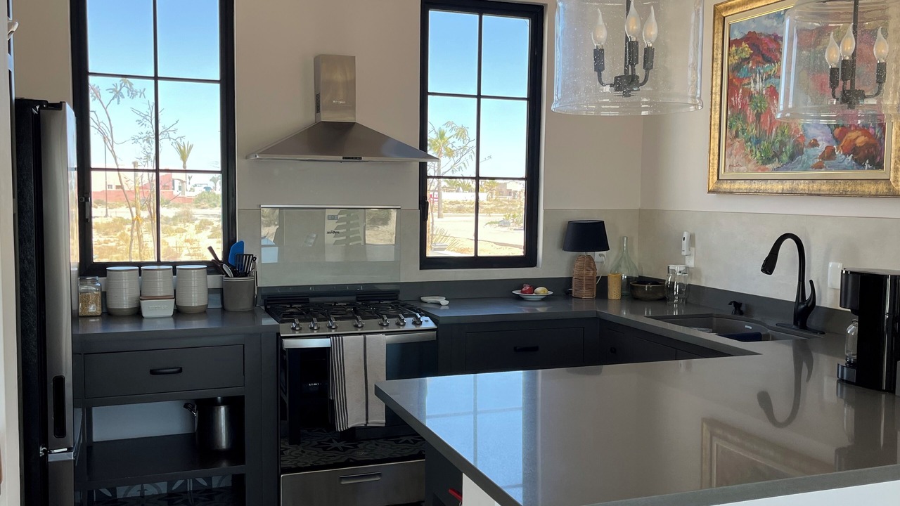 Photo of Kitchen in Laguna Shores