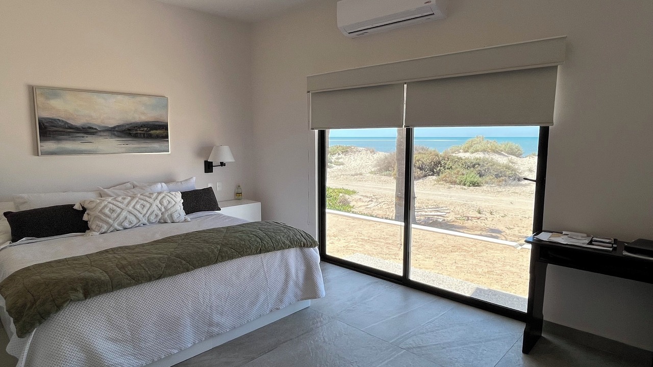 Photo of Bedroom in Laguna Shores