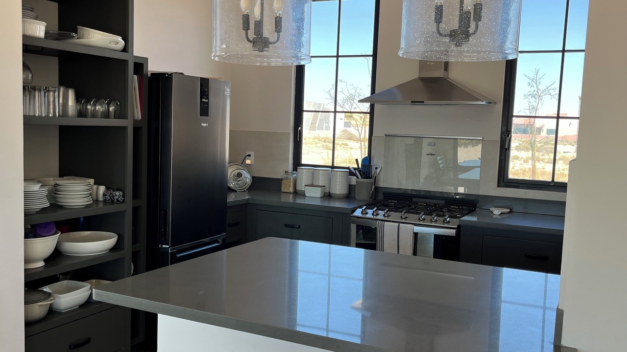 Photo of Kitchen in Laguna Shores
