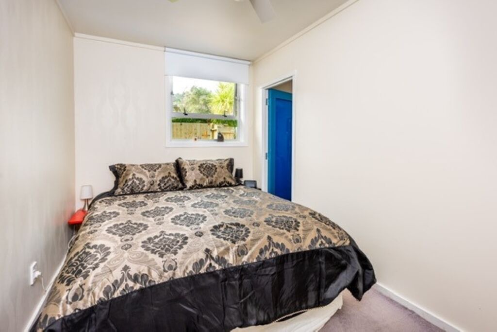 Photo of Bedroom in Omapere