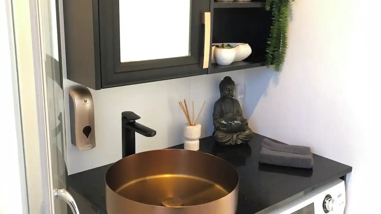 Photo of Bathroom in Egmont Village