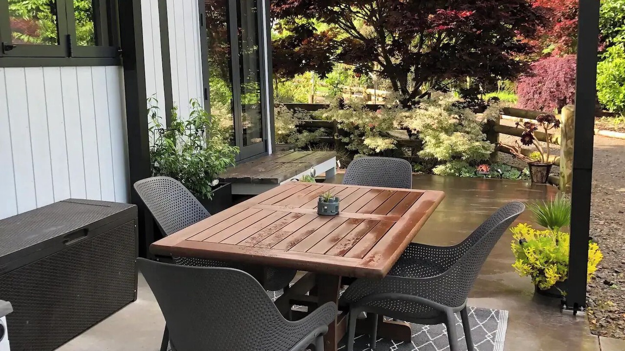 Photo of Outdoor in Egmont Village
