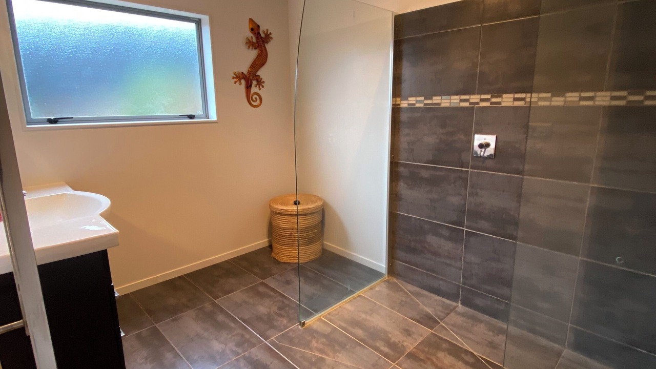 Photo of Bathroom in Cable Bay