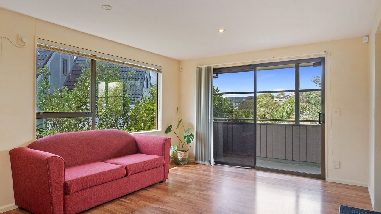 Photo of Livingroom in Kapiti Coast