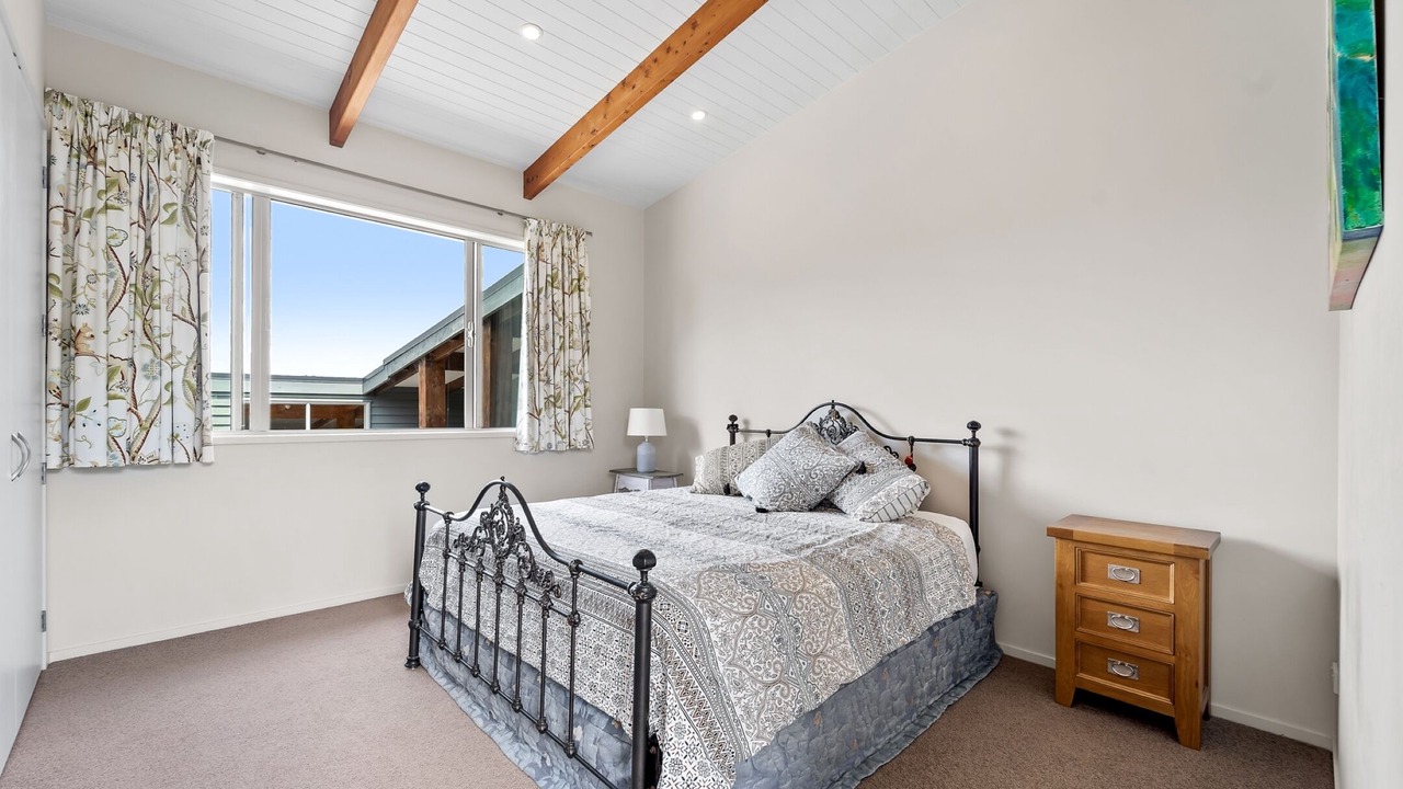 Photo of Bedroom in Tawharanui
