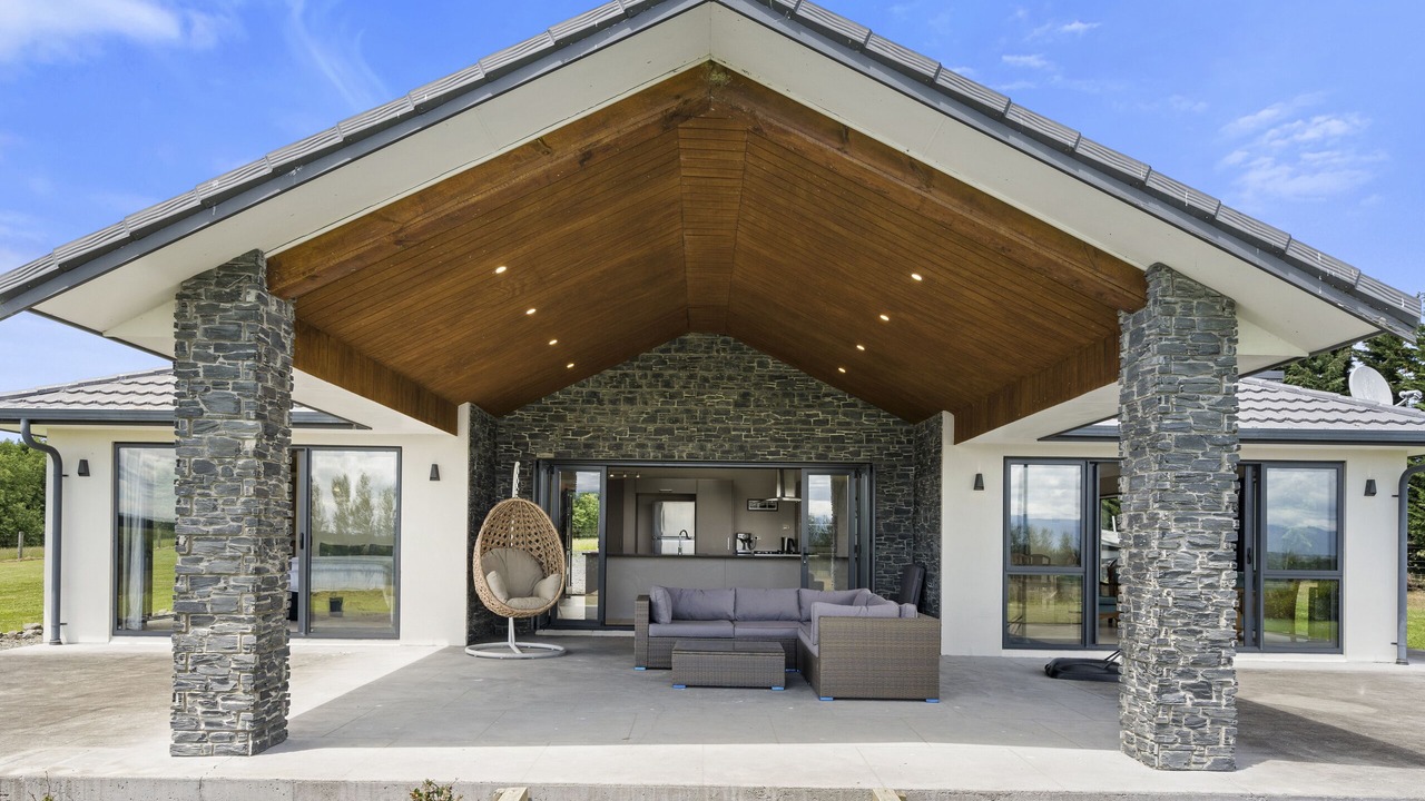 Photo of Patio Balcony in Dyerville