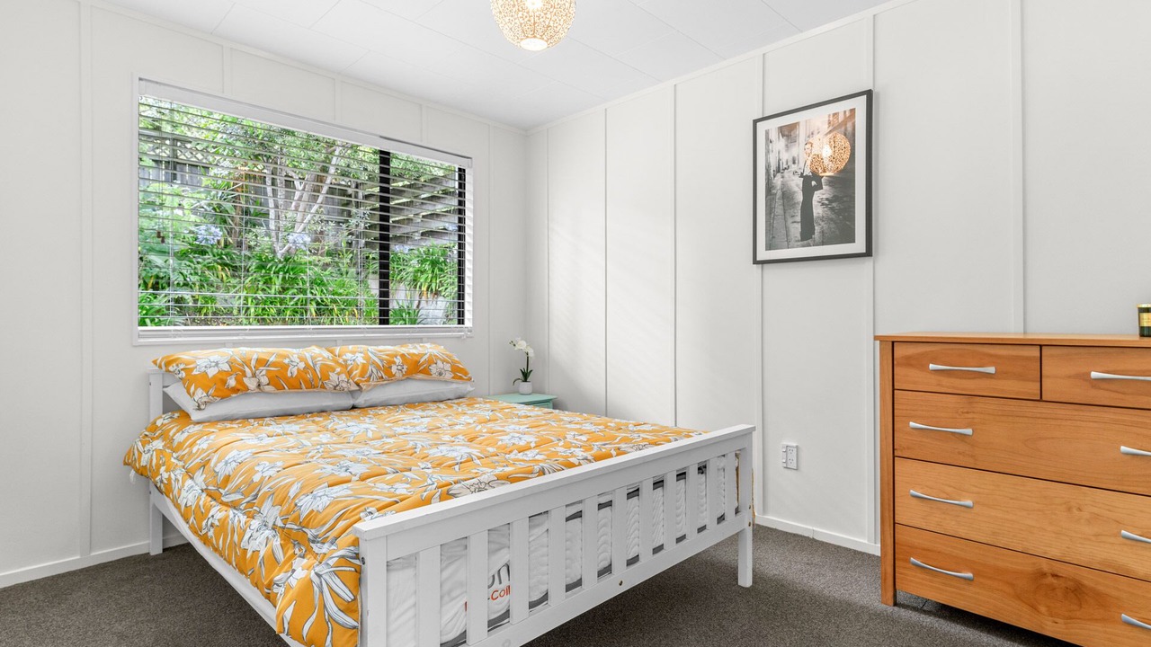 Photo of Bedroom in Snells Beach