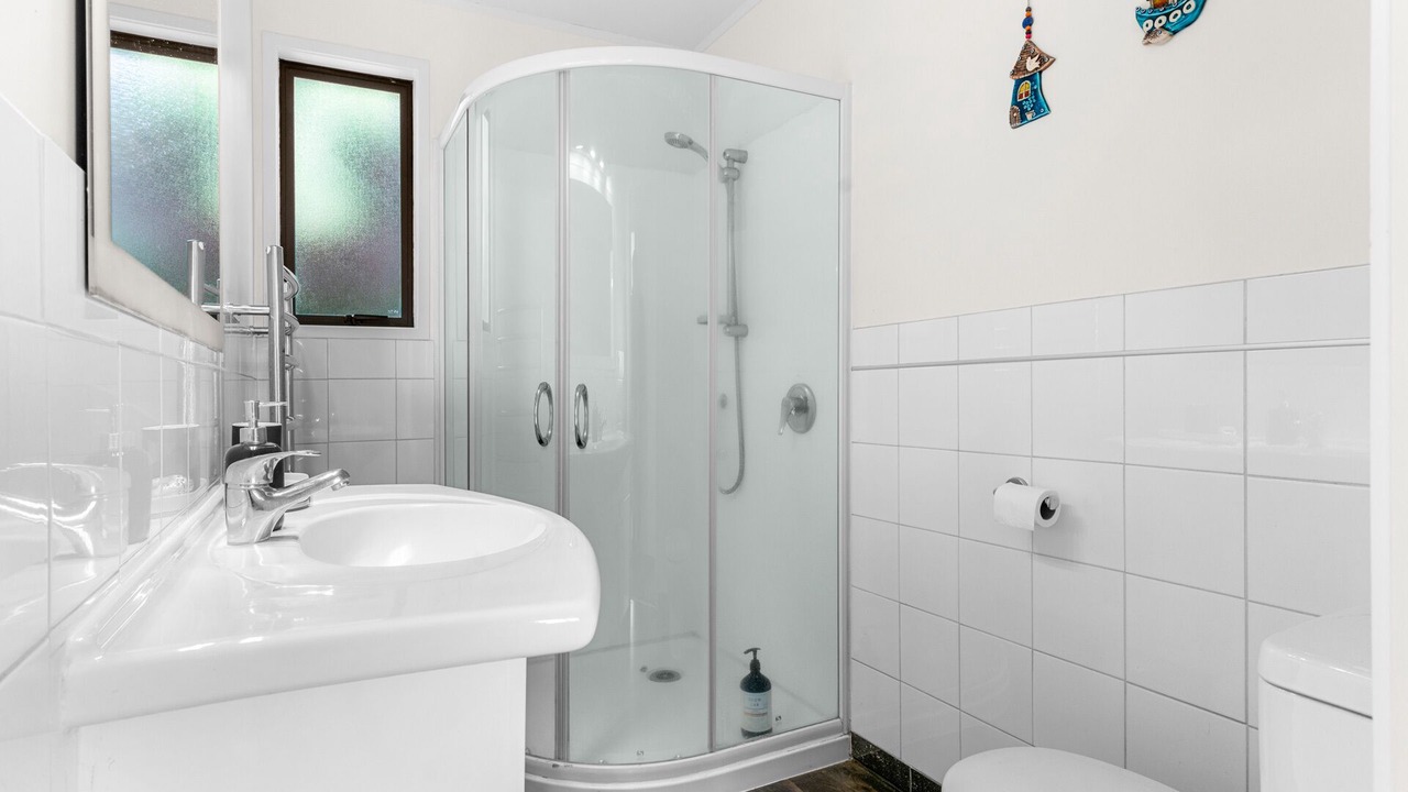 Photo of Bathroom in Snells Beach