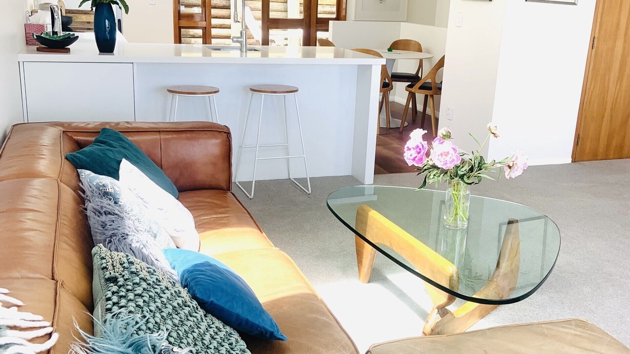 Photo of Livingroom in Stepneyville