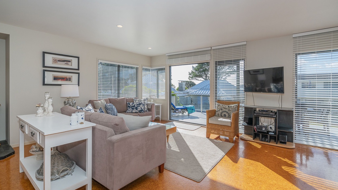 Photo of Livingroom in Pauanui