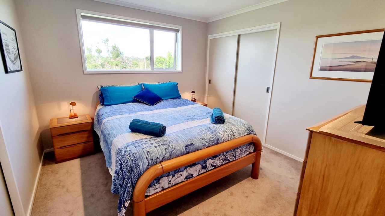 Photo of Bedroom in Clarks Beach