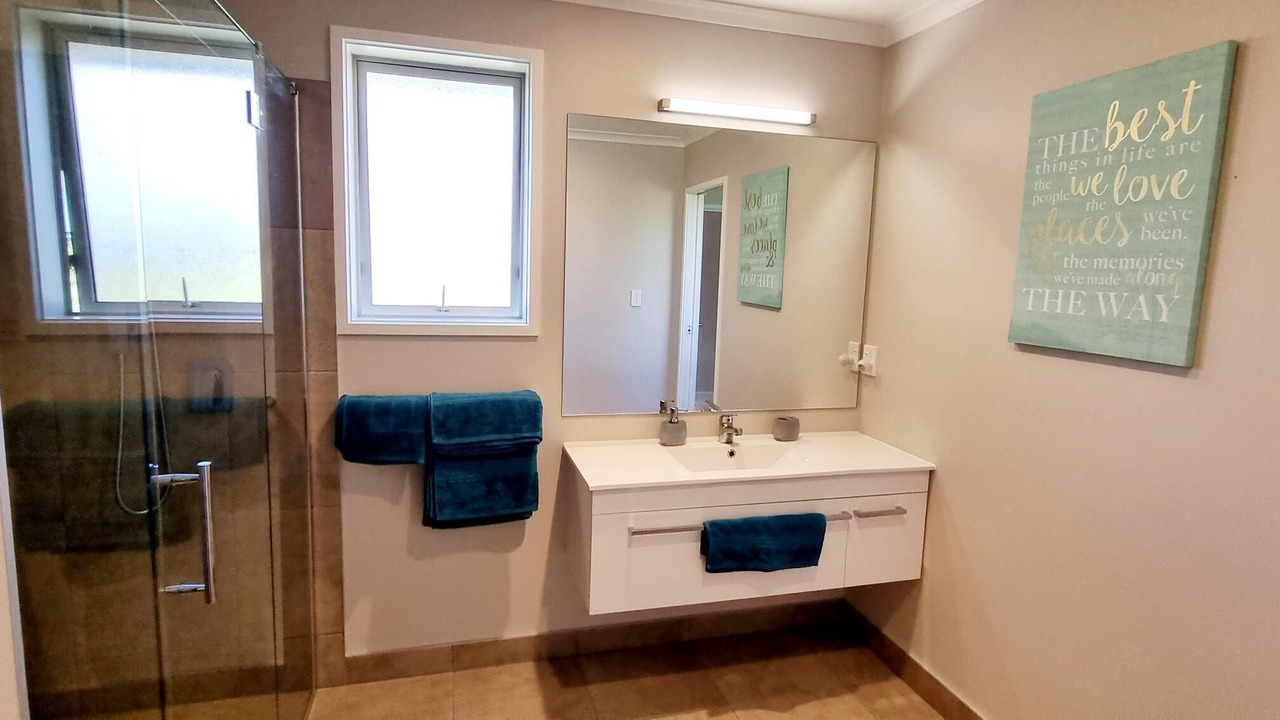 Photo of Bathroom in Clarks Beach