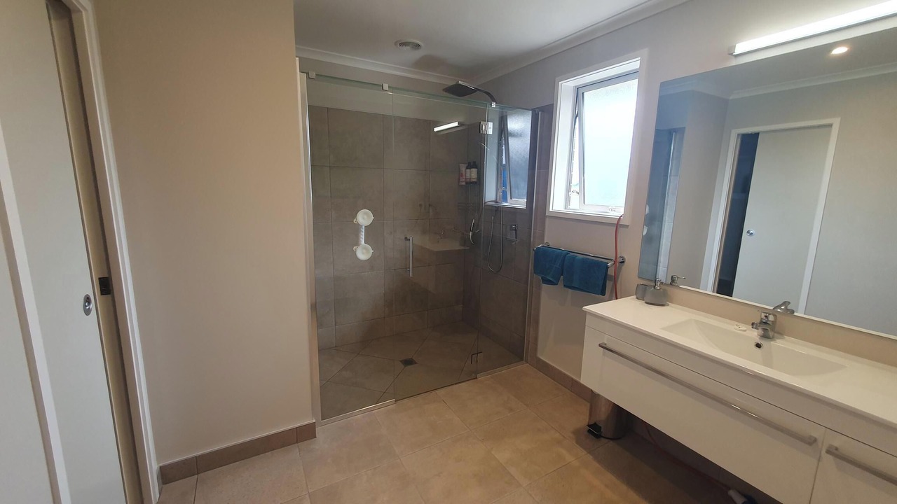 Photo of Bathroom in Clarks Beach