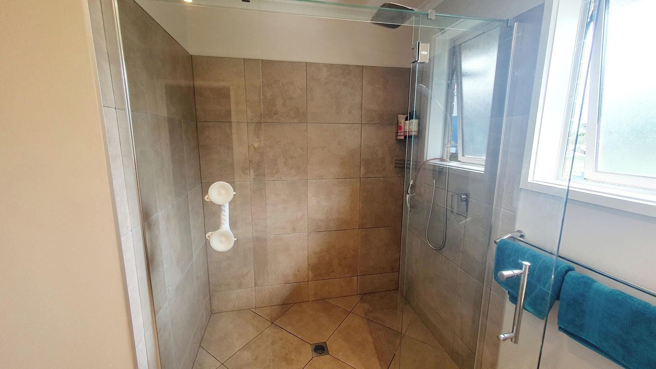 Photo of Bathroom in Clarks Beach