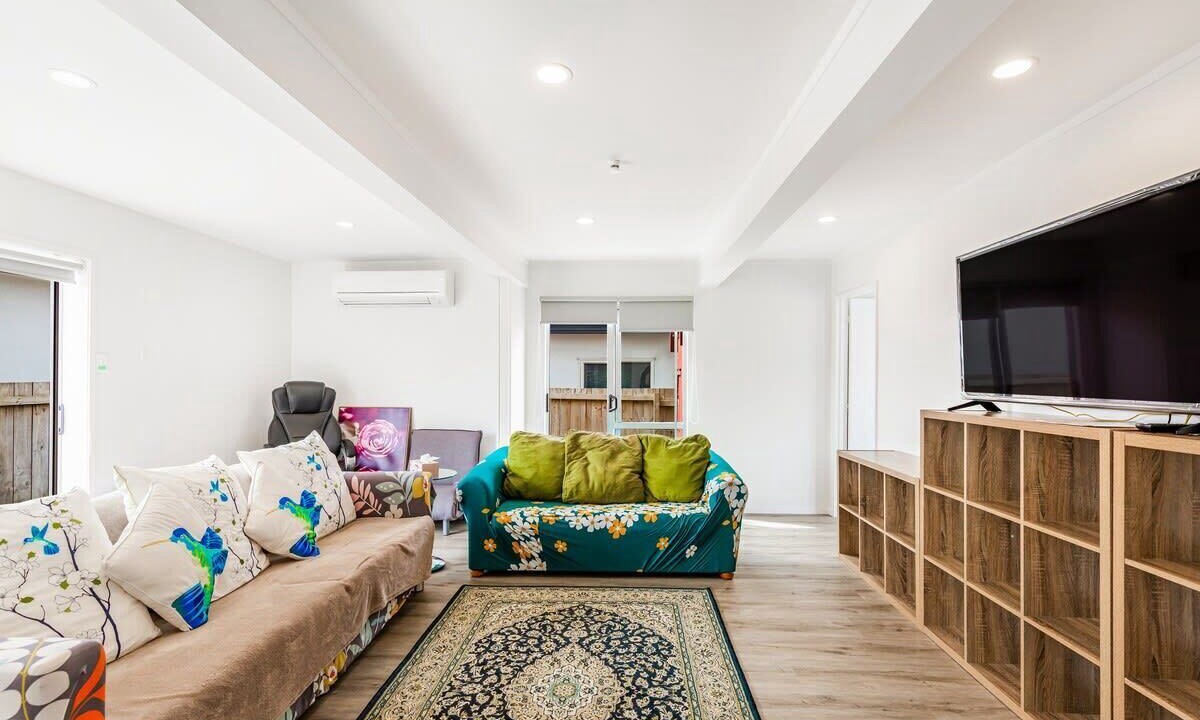 Photo of Livingroom in Greenlane - Ellerslie