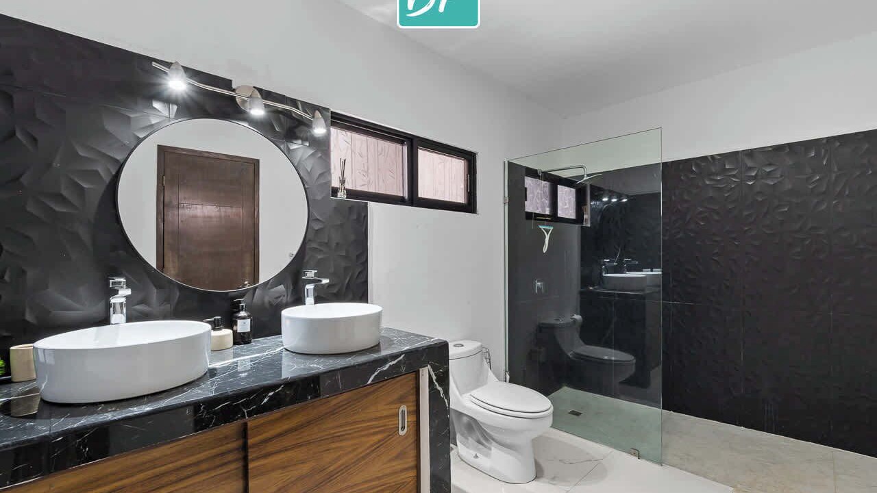 Photo of Bathroom in La Cruz de Huanacaxtle
